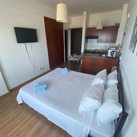 Alex 33 Apartamento Larnaca