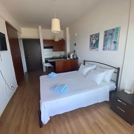 Alex 33 Apartamento Larnaca