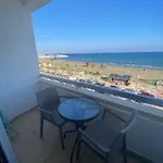 Alex 33 * Larnaka